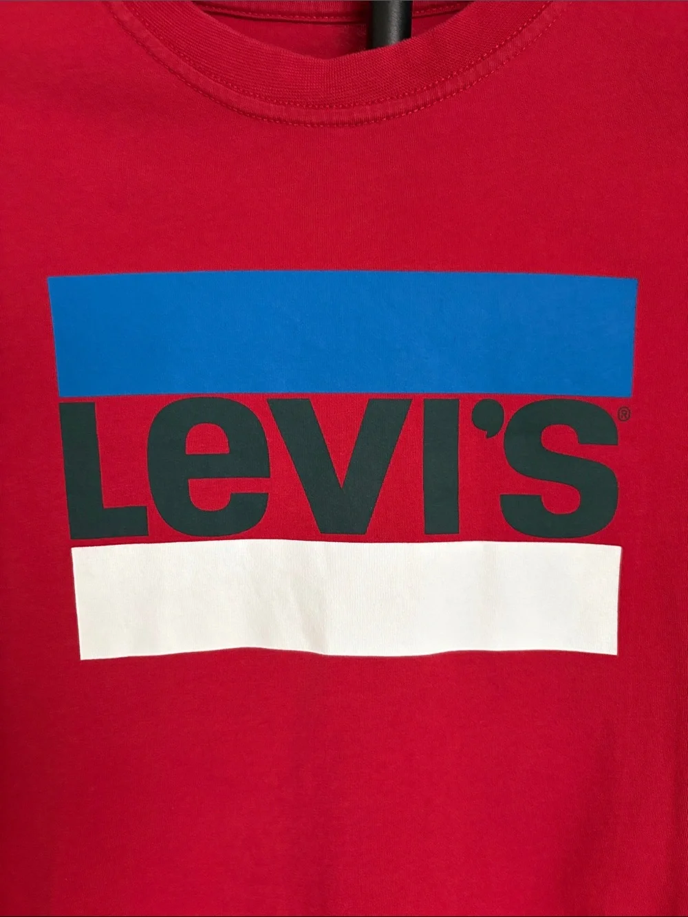 Levi's Red Tee with Blue, M (10/12)